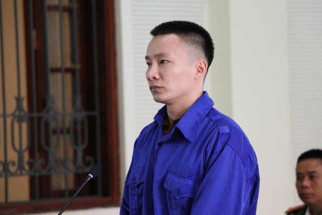 Bị cáo Lê Bảo Tín tại tòa