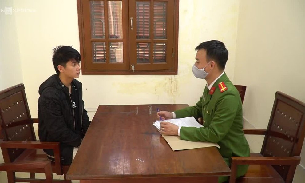 Thanh niên đánh tử vong tài xế taxi có phải phòng vệ chính đáng?